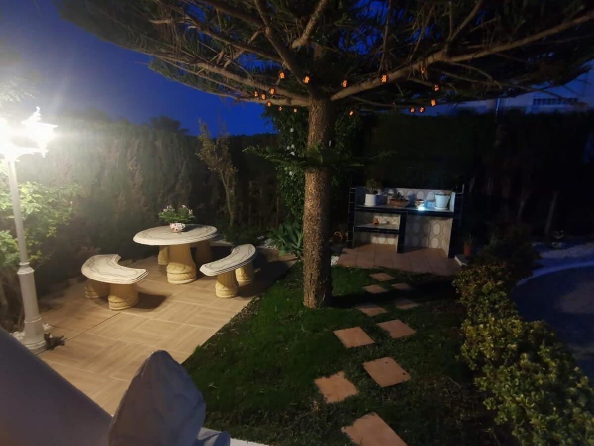 Quaint Ground Floor Apartment With Pool Lb1 Torrevieja Ngoại thất bức ảnh